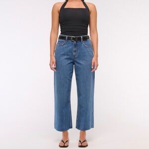 NWT Abercrombie curve love 27 long the crop wide leg jean